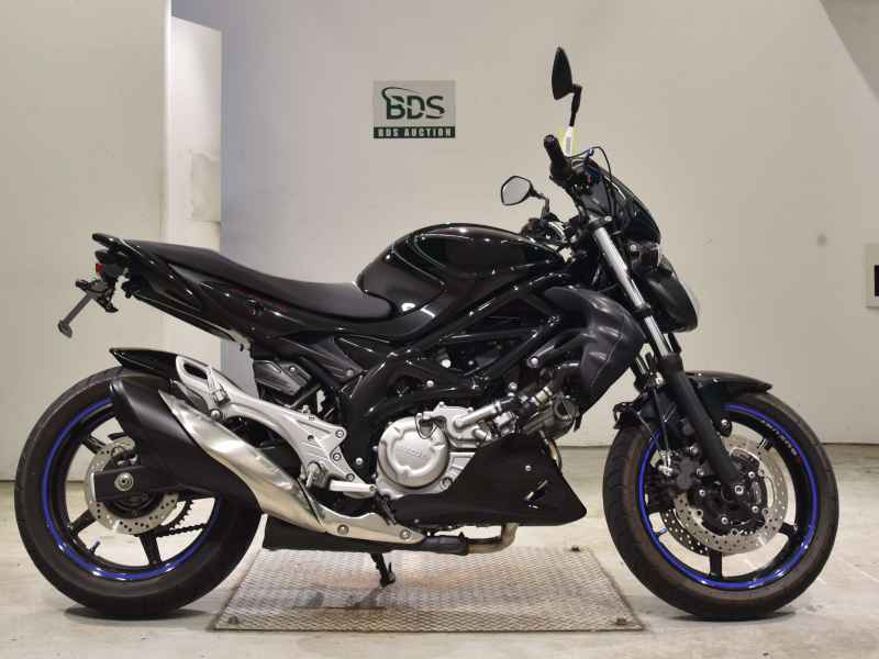 Suzuki Gladius SFV400 2012