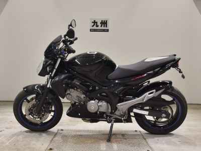 Suzuki Gladius SFV400 2012