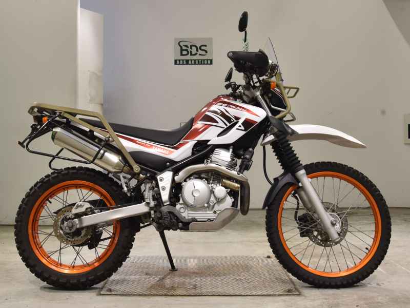 Yamaha XT250 Serow 2016