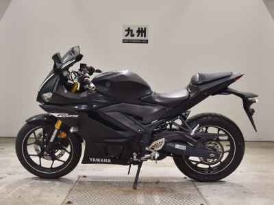 Yamaha YZF-R25 2019