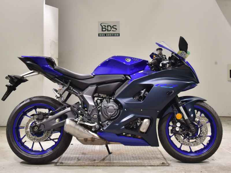 Yamaha YZF-R7 2024