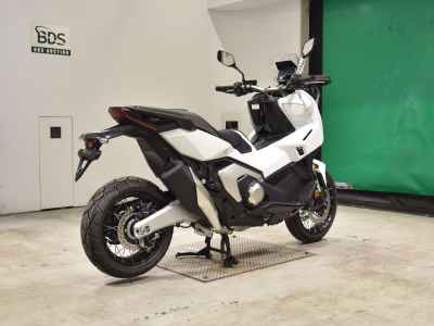 Honda X-Adv 750 2025