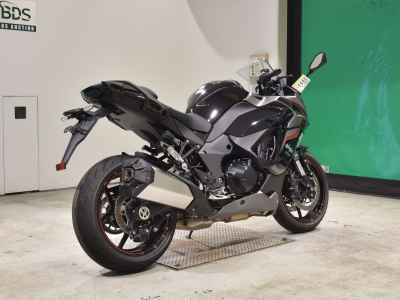 Kawasaki Ninja 1000SX 2025