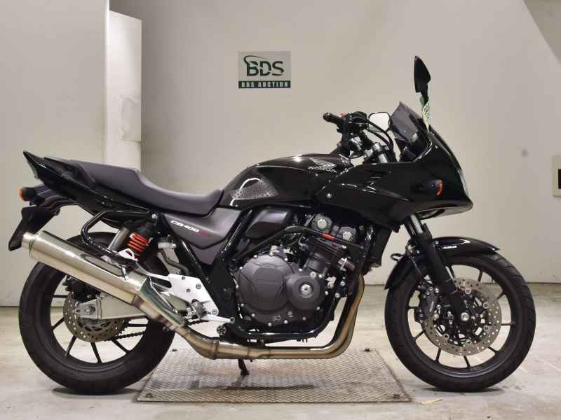 Honda CB400 Super Boldor 2021