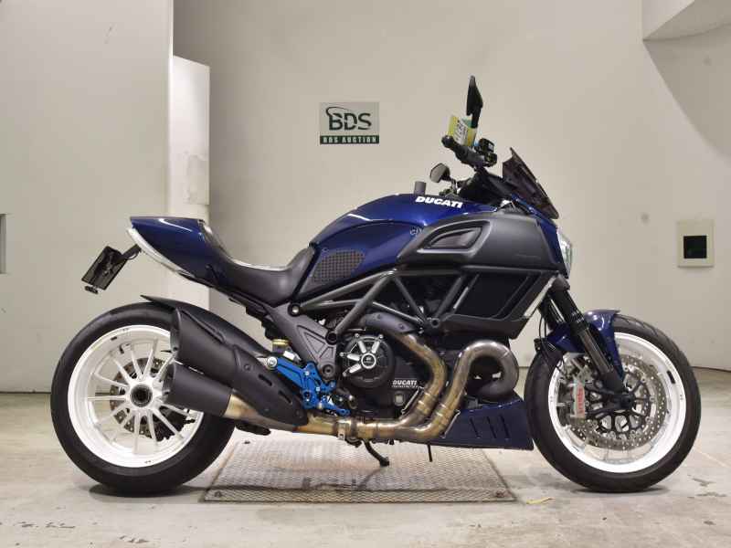 Ducati Diavel 2015