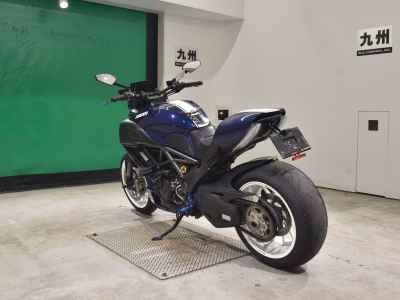 Ducati Diavel 2015