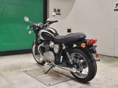Triumph Bonneville T120 2025