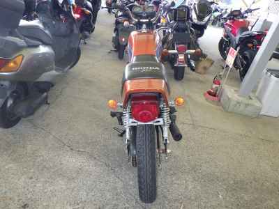 Honda CB400N 2021