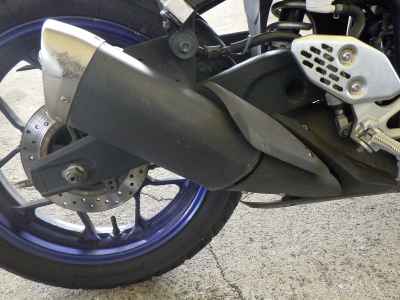Yamaha YZF-R25 2015