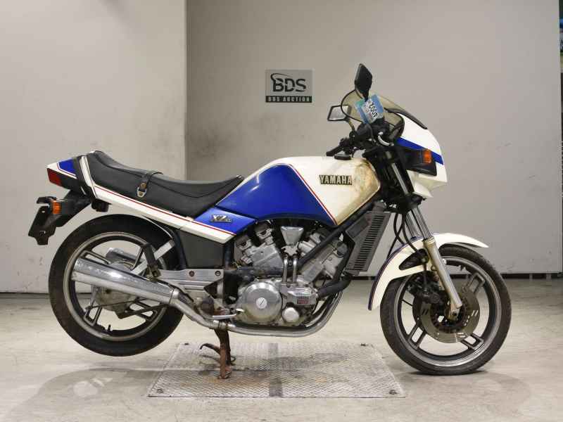 Yamaha XZ400D