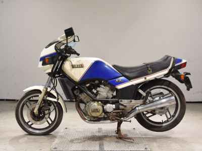 Yamaha XZ400D