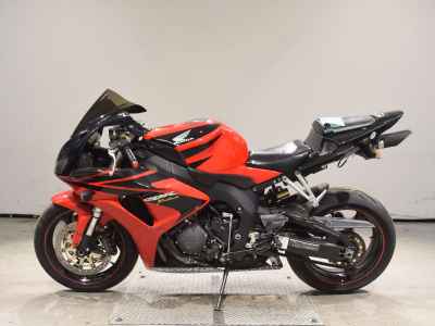 Honda CBR1000RR 2006