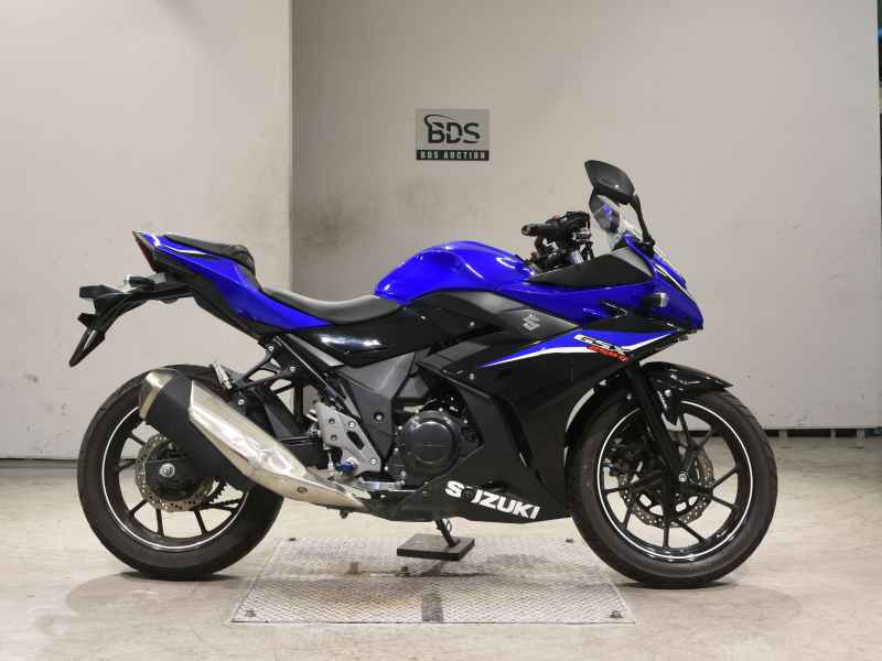 Suzuki GSX250R