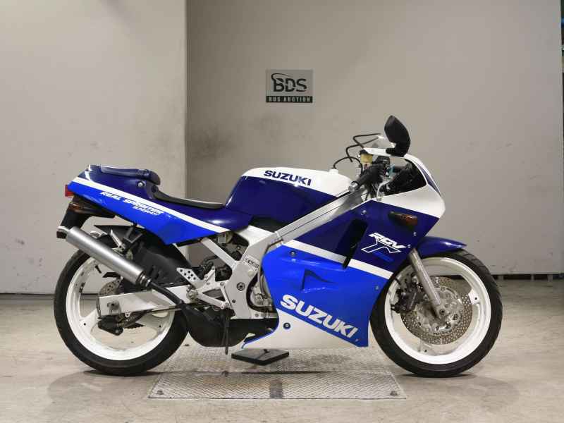 Suzuki RGV250