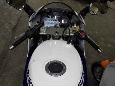 Suzuki RGV250