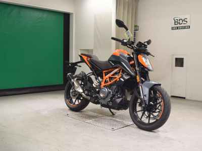 KTM 390 Duke 2025