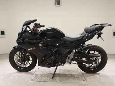 Suzuki GSX250R