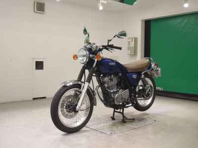 Yamaha SR400 2021