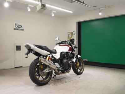 Honda CB400SF 2016