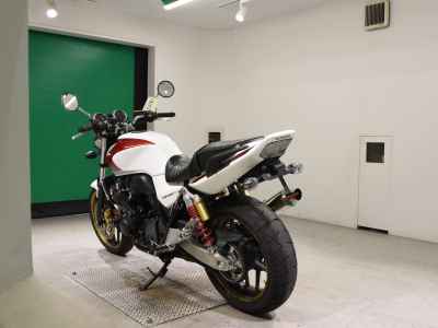Honda CB400SF 2016