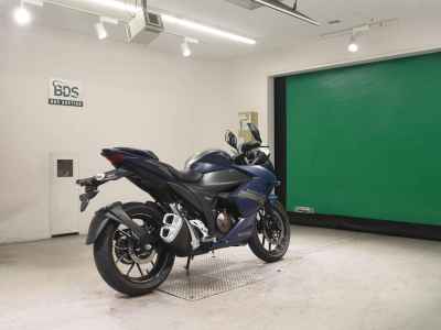 Suzuki Gixxer 250SF