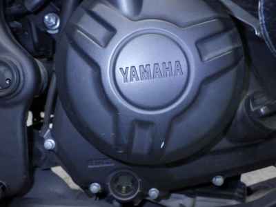 Yamaha YZF-R25 2015