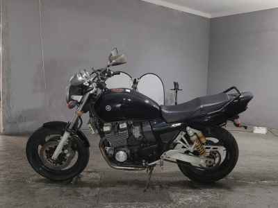 Yamaha XJR400 2006