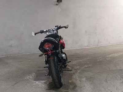 Suzuki GSR250