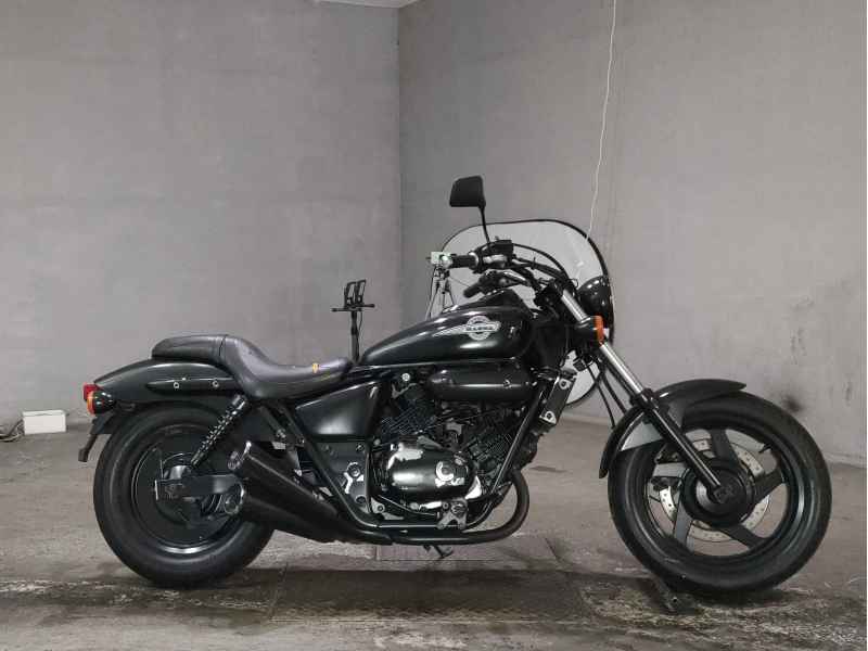 Honda Magna 250