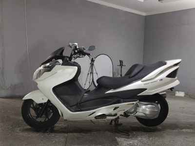 Suzuki Skywave 250