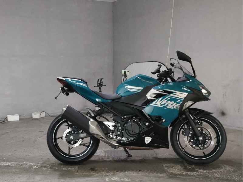 Kawasaki Ninja 400 2021