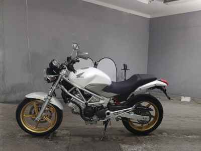 Honda VTR250 2011