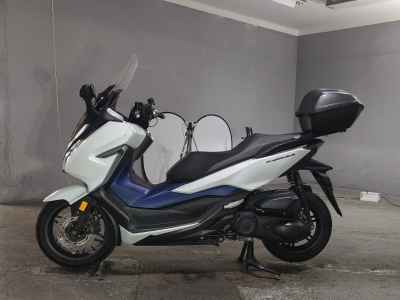 Honda Forza 2018