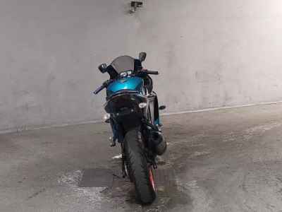 Yamaha YZF-R25 2021