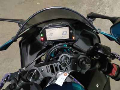 Yamaha YZF-R25 2021