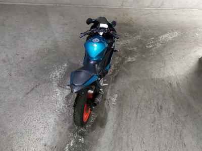 Yamaha YZF-R25 2021