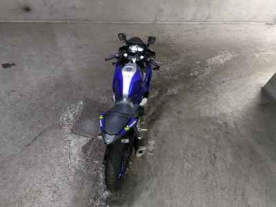 Yamaha YZF-R25 2015