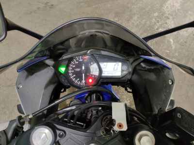 Yamaha YZF-R25 2015