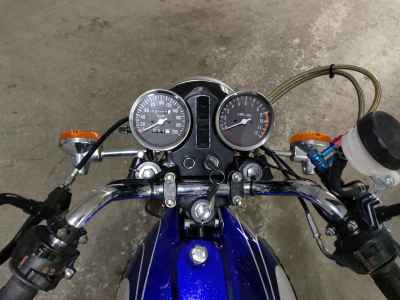 Suzuki GS400 2025