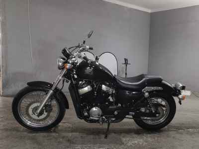 Honda VT400S 2013