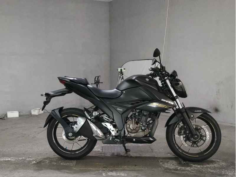 Suzuki Gixxer 250SF