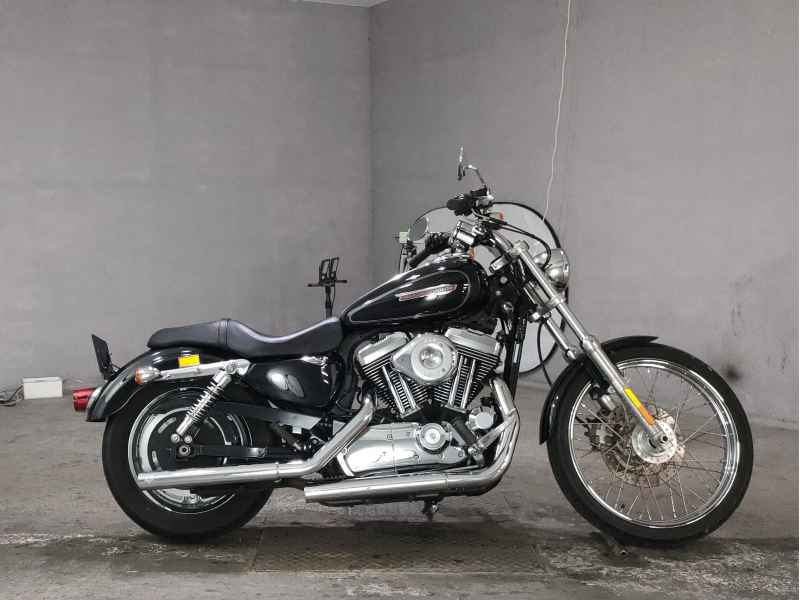 Harley-Davidson Sportster Custom XL1200C 2010