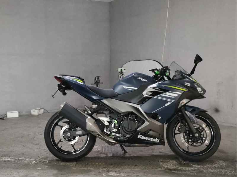 Kawasaki Ninja 400 2022