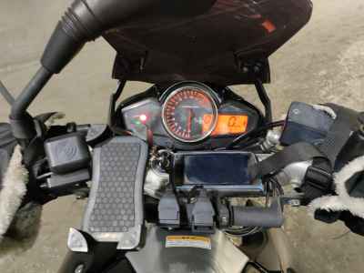 Suzuki GSR250