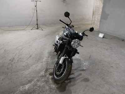 Kawasaki Z900RS 2021