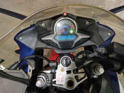 Honda CBR250R 2011