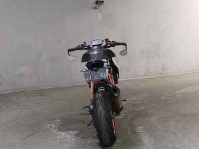 KTM 1290 Super Duke R 2018