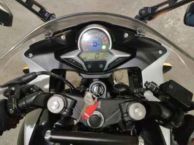 Honda CBR250R 2011