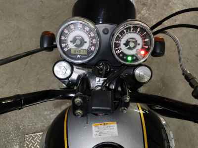 Kawasaki W800 2011