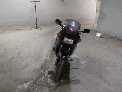 Honda CBR1000F